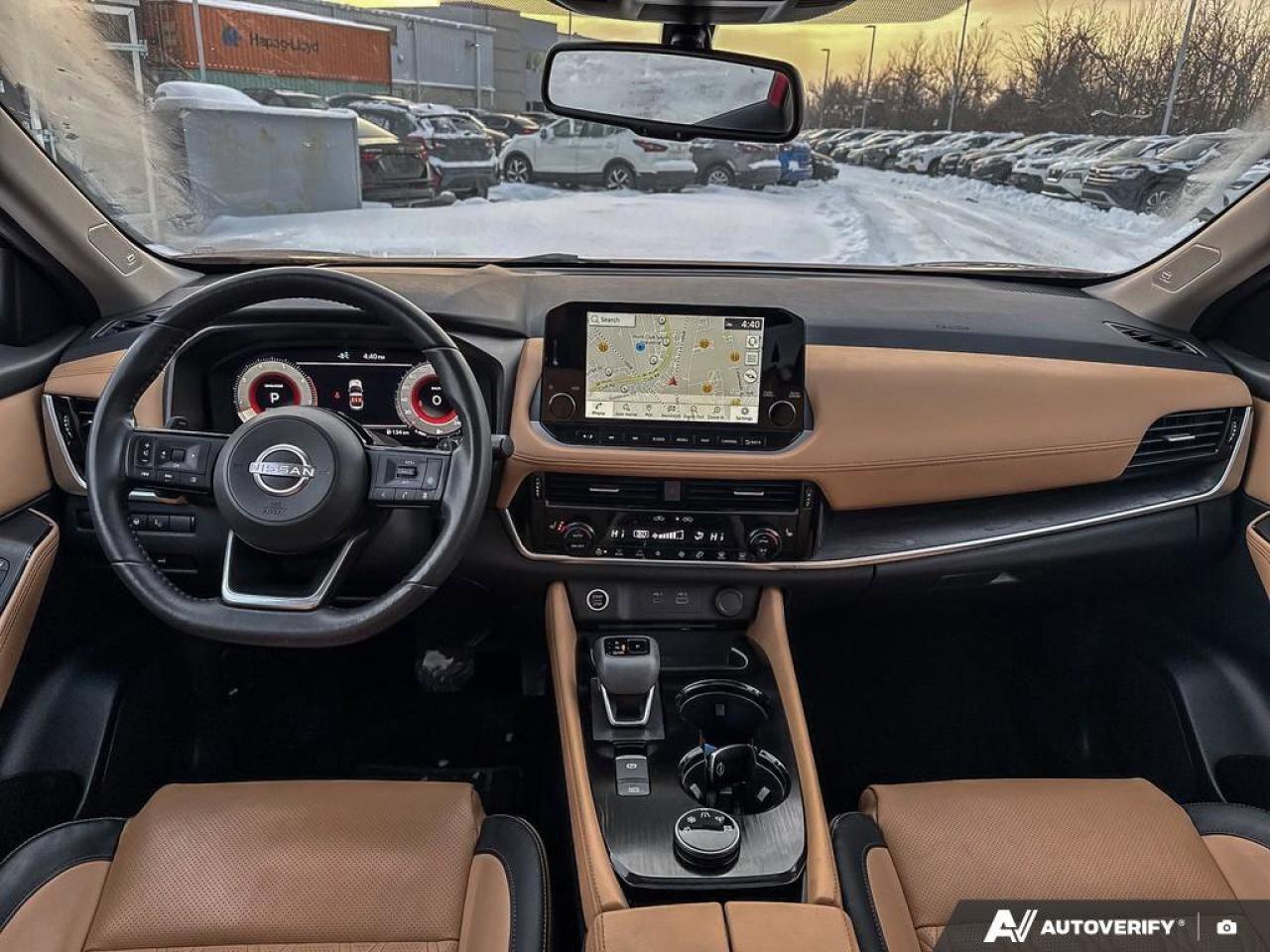 2023 Nissan Rogue Platinum Photo