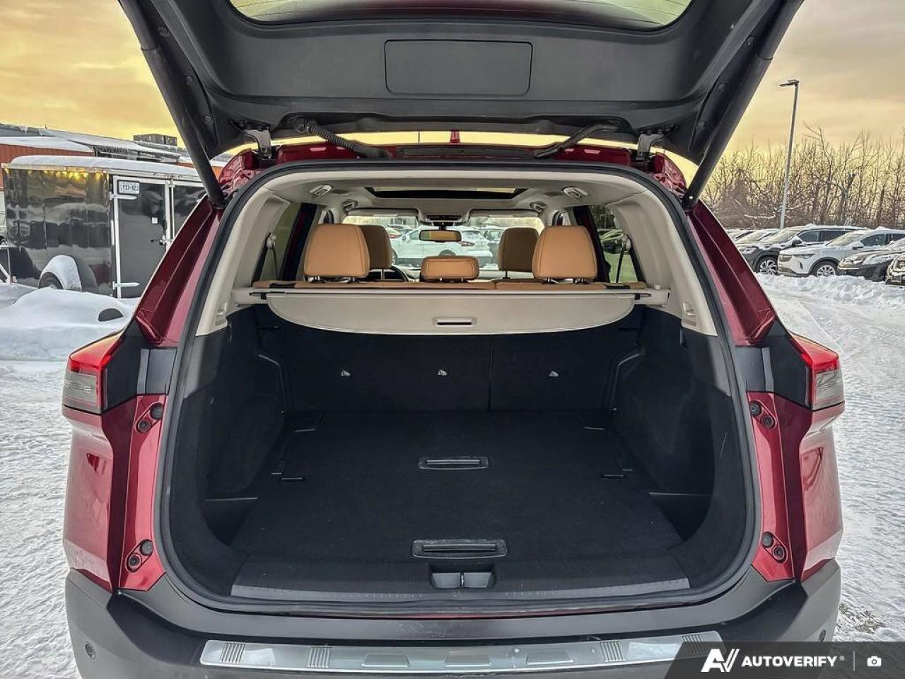 2023 Nissan Rogue Platinum Photo