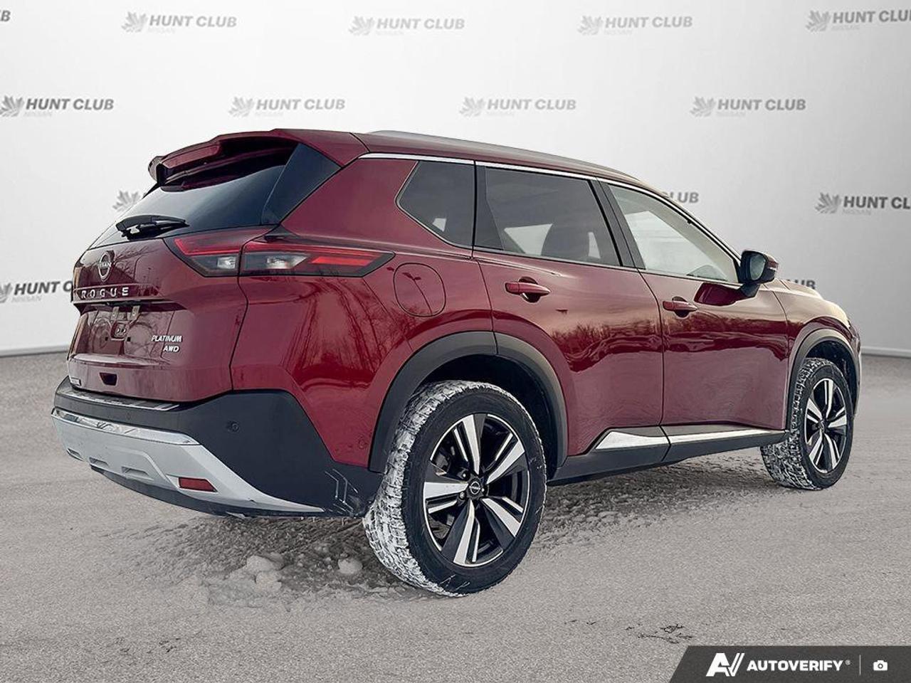 2023 Nissan Rogue Platinum   Navigation   Moonroof   Heated Seats Photo