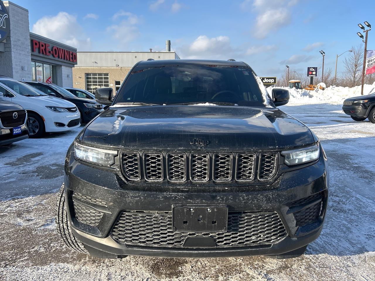 2025 Jeep Grand Cherokee ALTITUDE 4X4 Photo