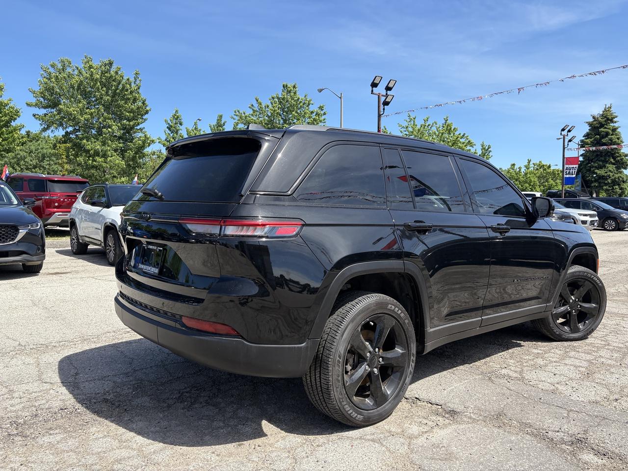 2025 Jeep Grand Cherokee ALTITUDE 4X4 Photo4