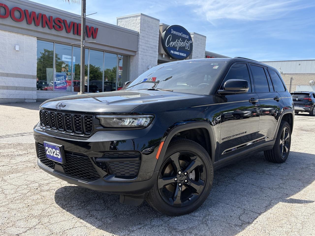 2025 Jeep Grand Cherokee ALTITUDE 4X4 Photo0
