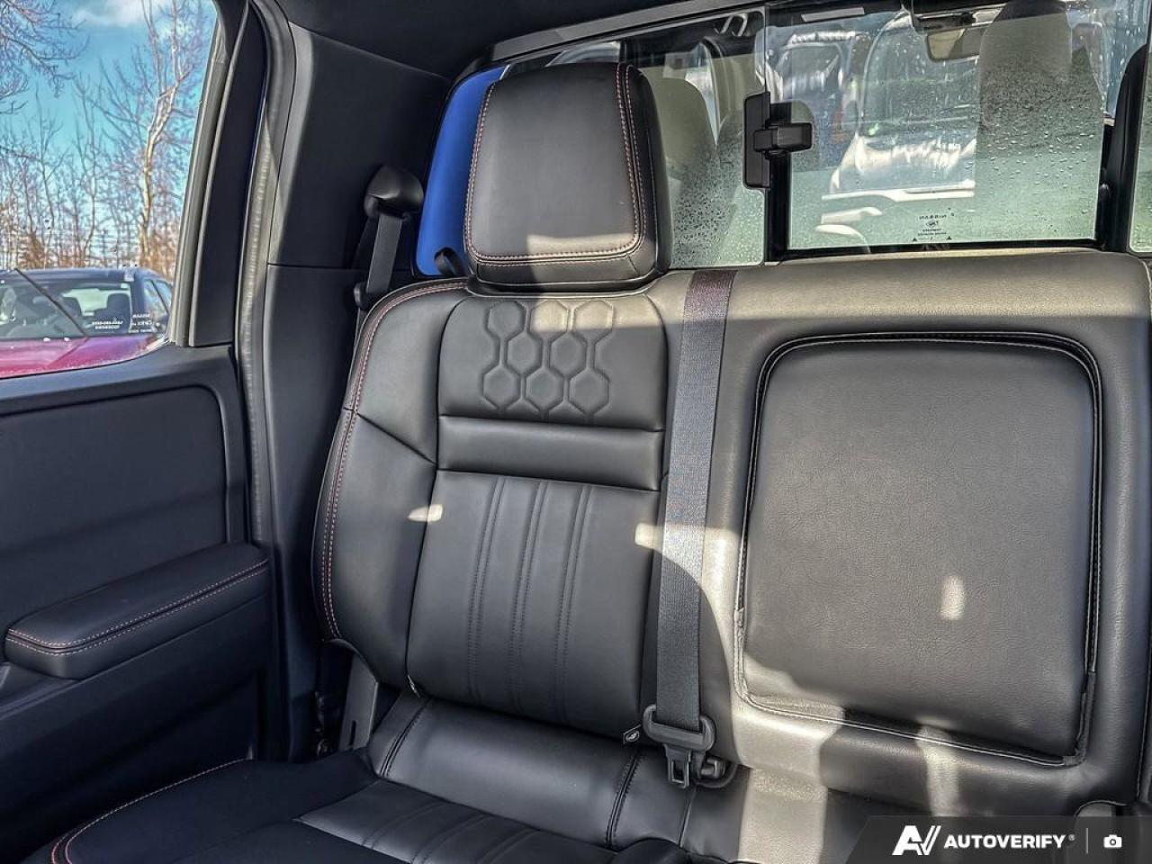 2024 Nissan Frontier PRO-4X LUXURY Photo