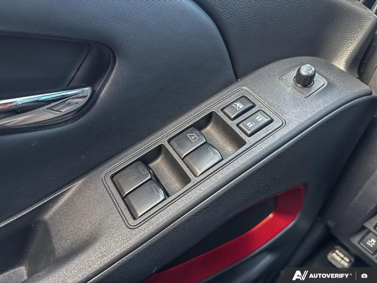 2024 Nissan Frontier PRO-4X LUXURY   Crew Cab   Leather Seats   360 Vie Photo