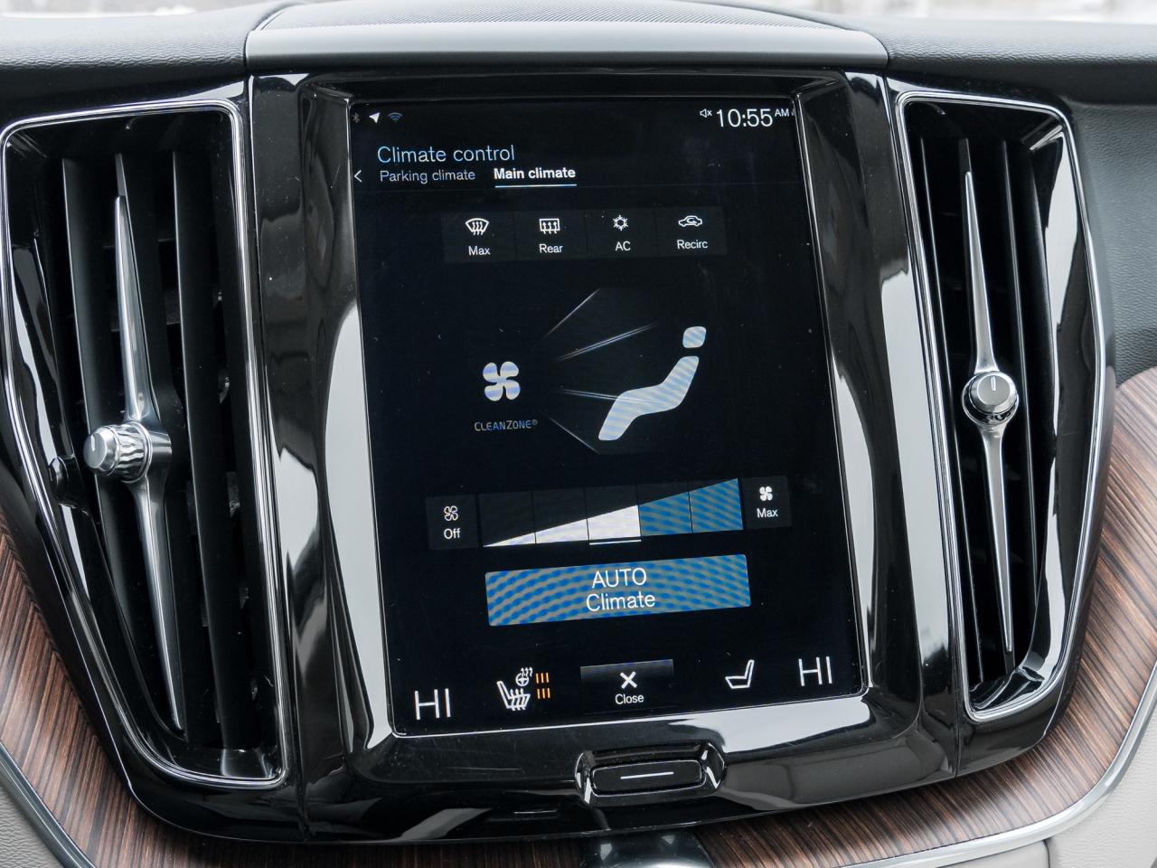 2021 Volvo XC60 Recharge Recharge T8eAWD PHEV Inscription Exp TRADE IN CPO Photo