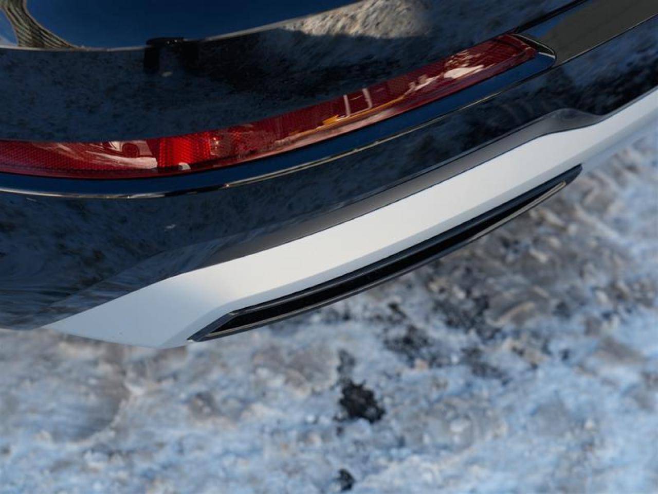 2022 Audi Q3 45 2.0T Komfort quattro 8sp Tiptronic Photo