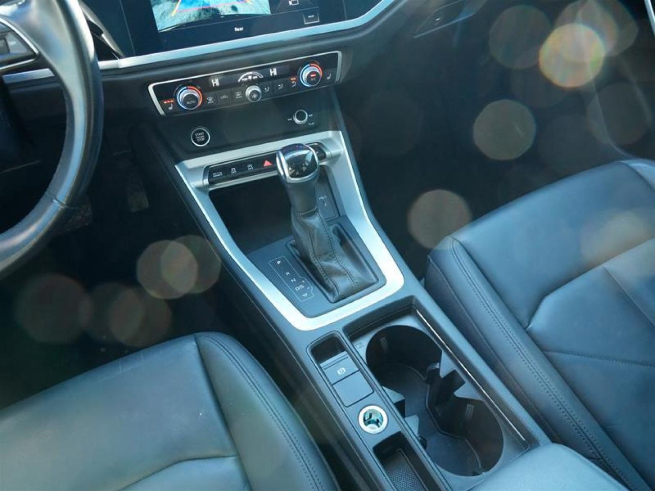 2022 Audi Q3 45 2.0T Komfort quattro 8sp Tiptronic Photo