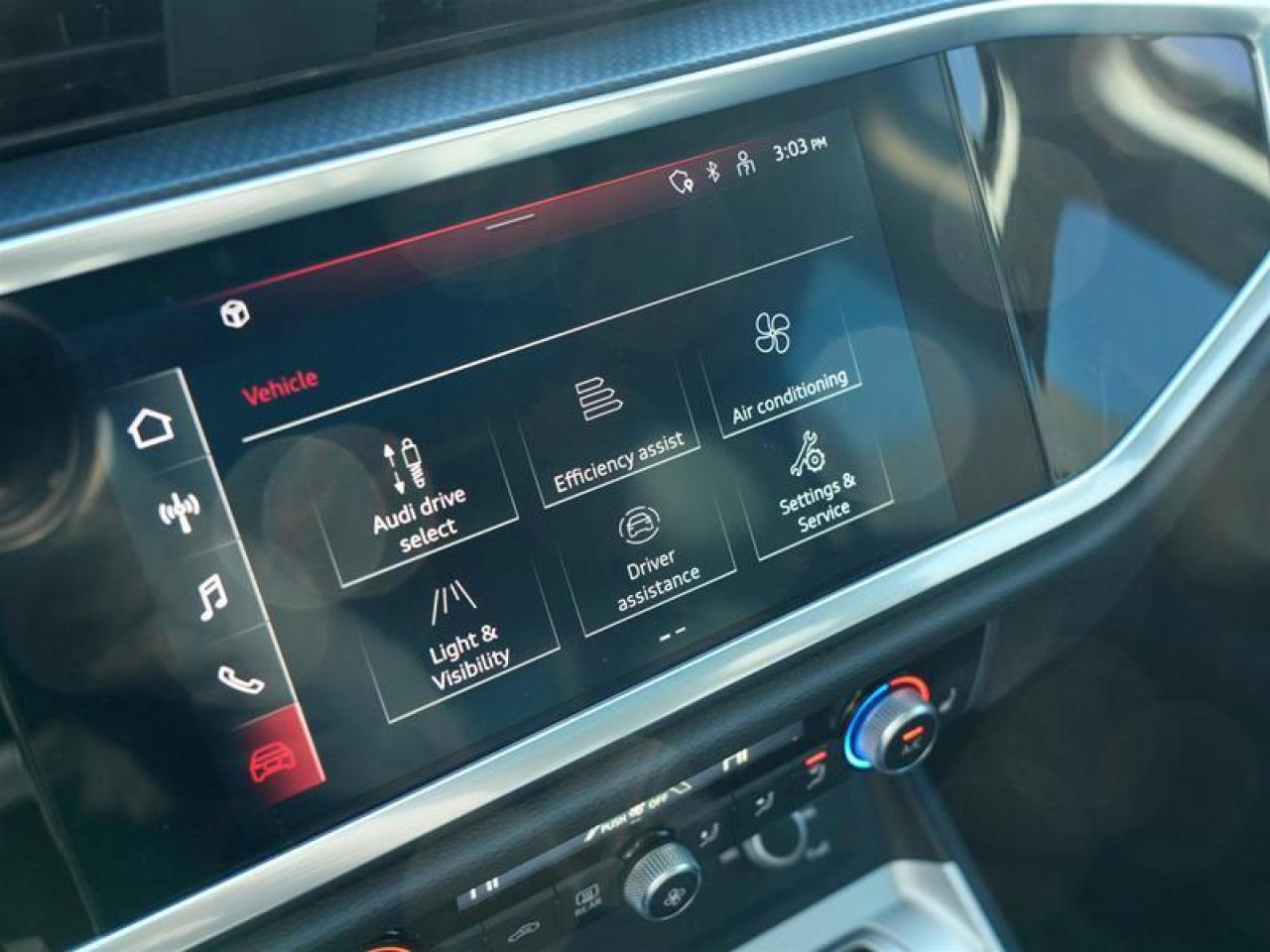 2022 Audi Q3 45 2.0T Komfort quattro 8sp Tiptronic Photo