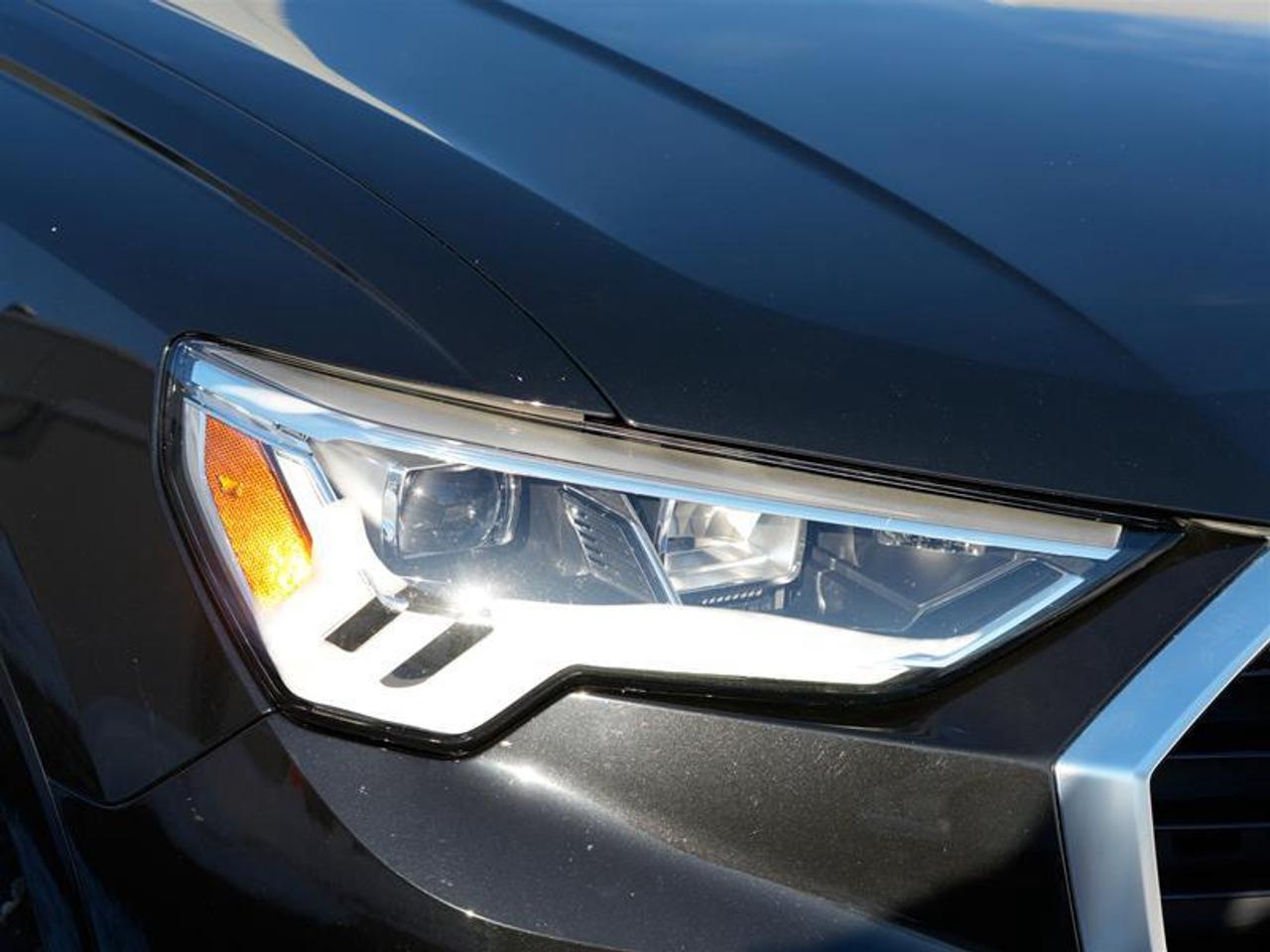 2022 Audi Q3 45 2.0T Komfort quattro 8sp Tiptronic Photo