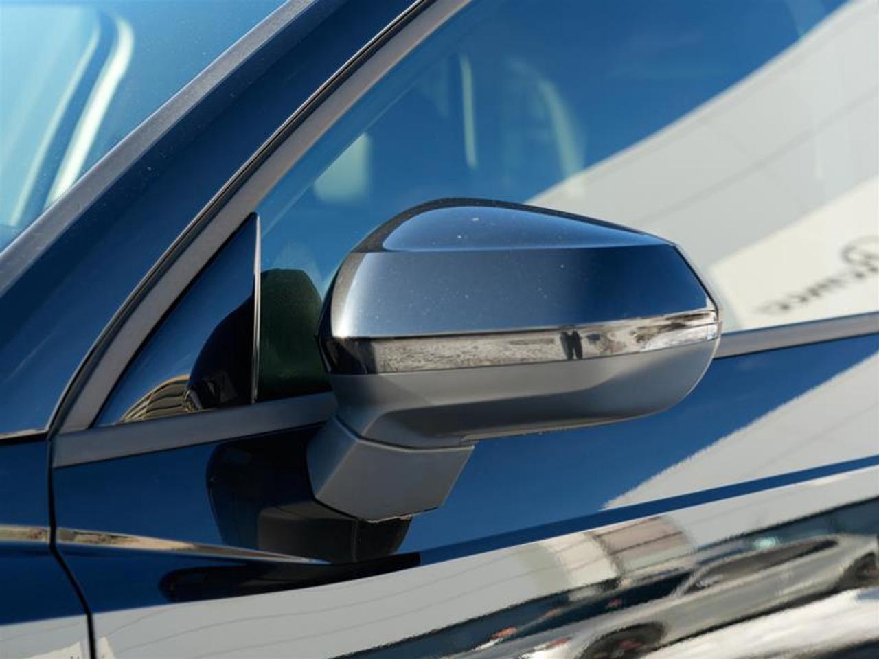 2022 Audi Q3 45 2.0T Komfort quattro 8sp Tiptronic Photo