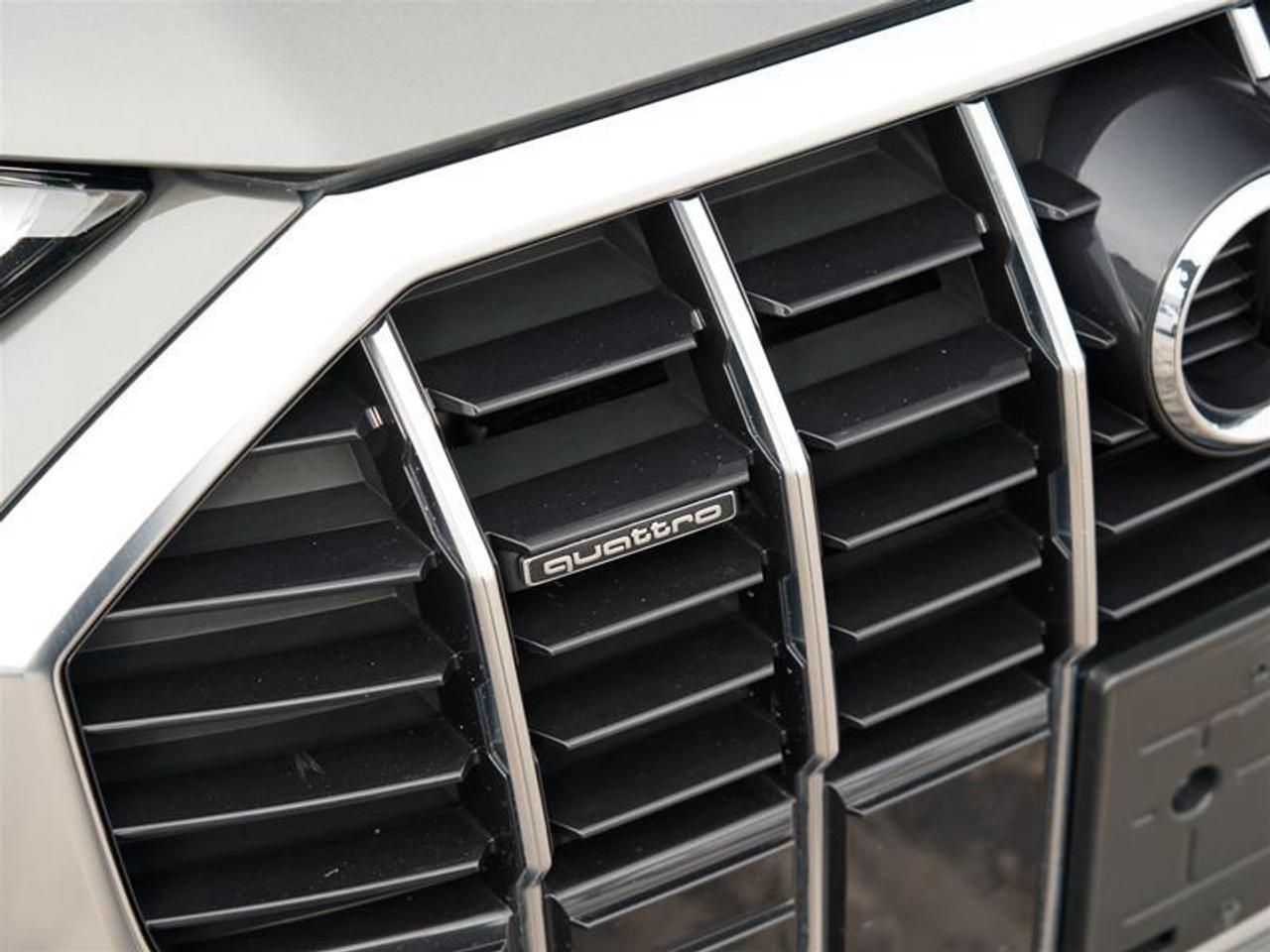 2022 Audi Q3 45 2.0T Progressiv quattro 8sp Tiptronic Photo