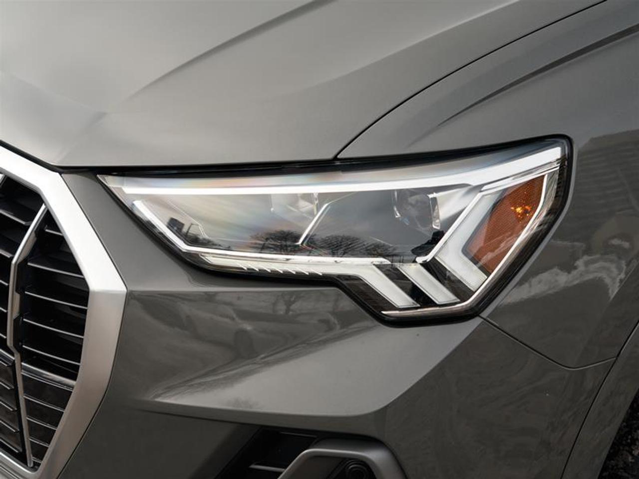 2022 Audi Q3 45 2.0T Progressiv quattro 8sp Tiptronic Photo