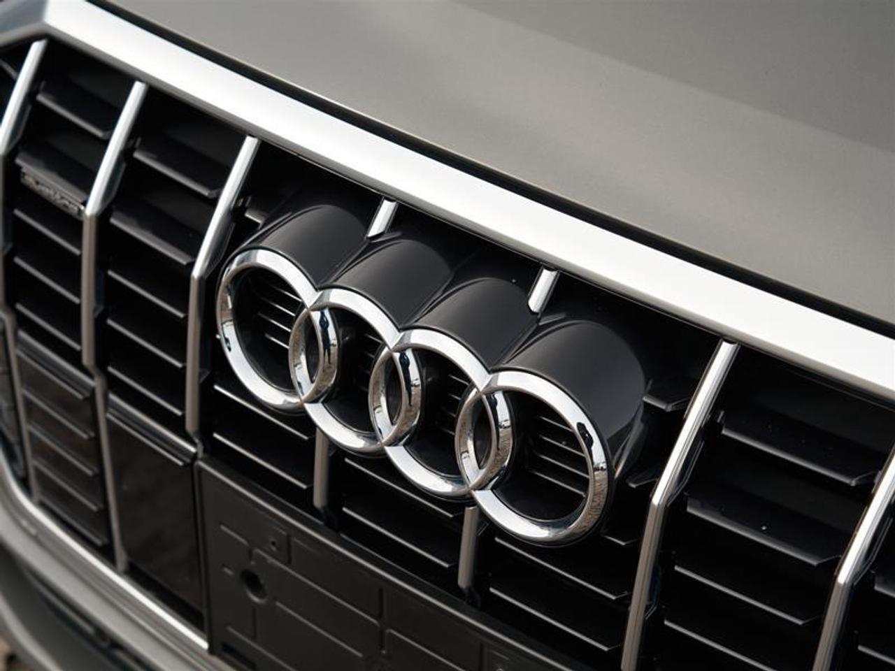 2022 Audi Q3 45 2.0T Progressiv quattro 8sp Tiptronic Photo