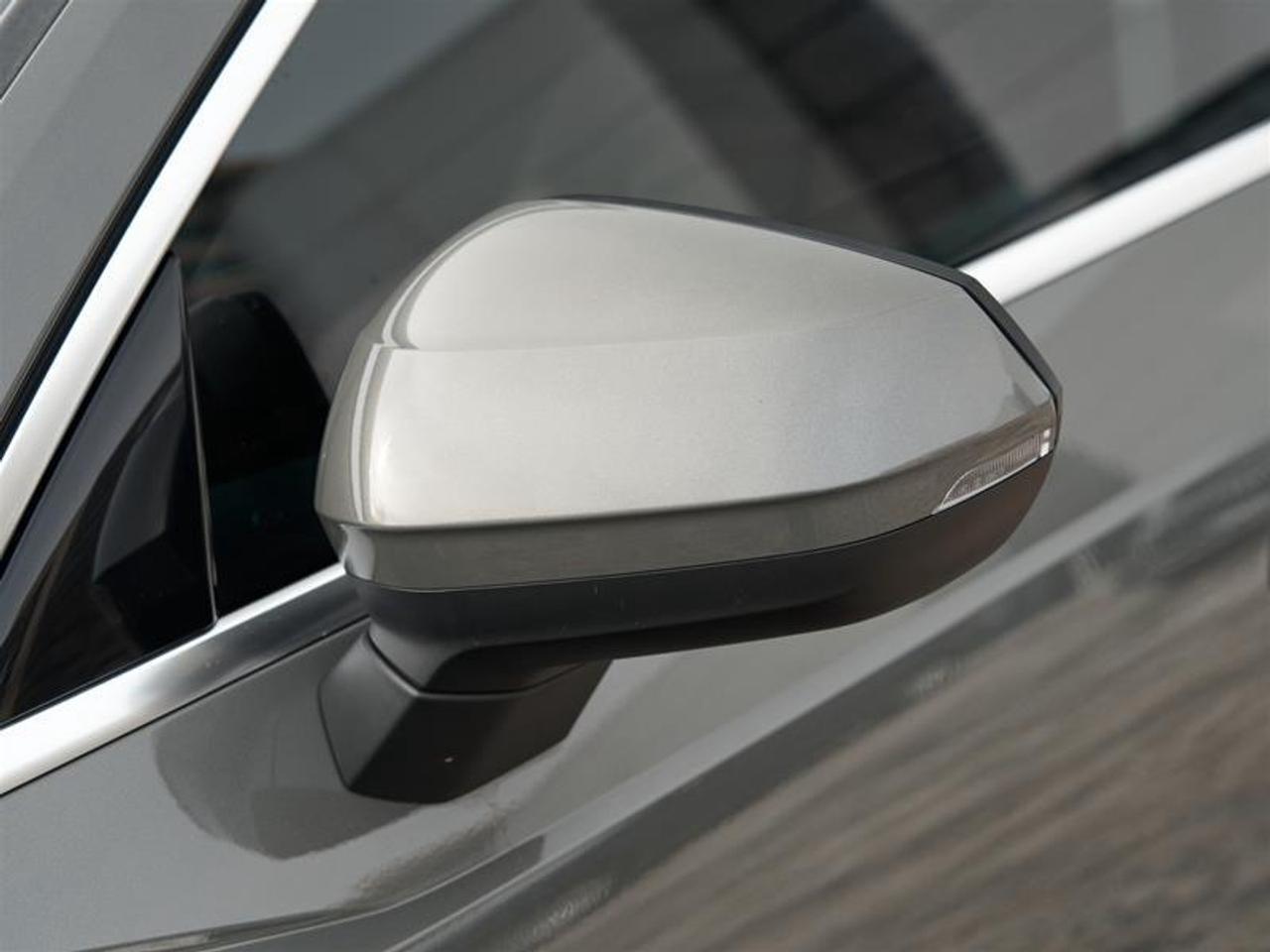 2022 Audi Q3 45 2.0T Progressiv quattro 8sp Tiptronic Photo