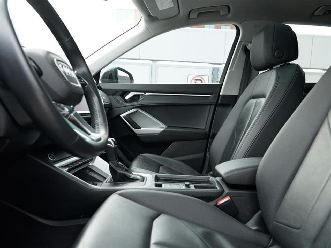 2022 Audi Q3 45 2.0T Progressiv quattro 8sp Tiptronic Photo