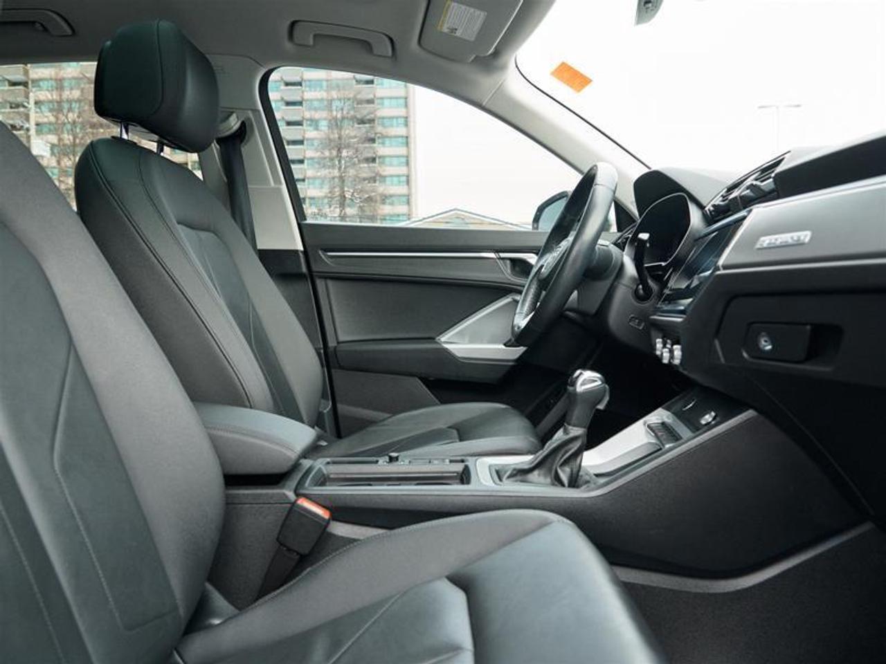 2022 Audi Q3 45 2.0T Progressiv quattro 8sp Tiptronic Photo