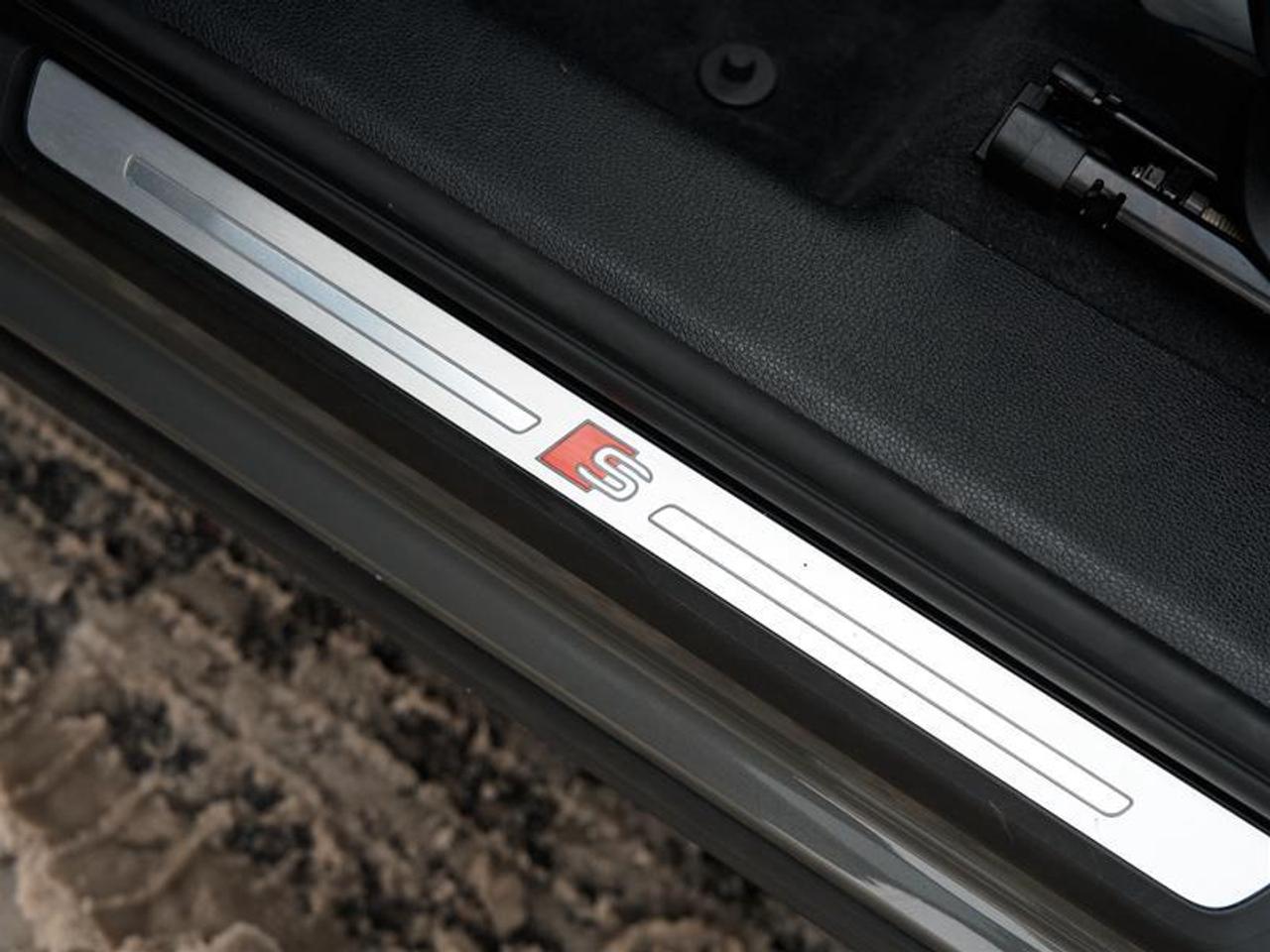 2022 Audi Q3 45 2.0T Progressiv quattro 8sp Tiptronic Photo