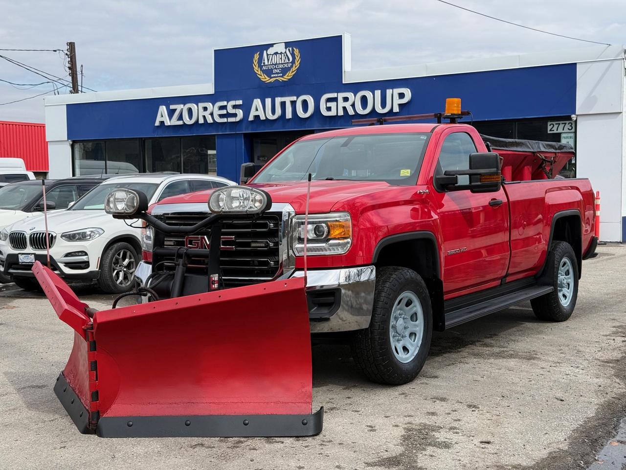 2016 GMC Sierra 3500HD SnowPlow V-Blade Salter LongBed ExcellentCondition Photo0