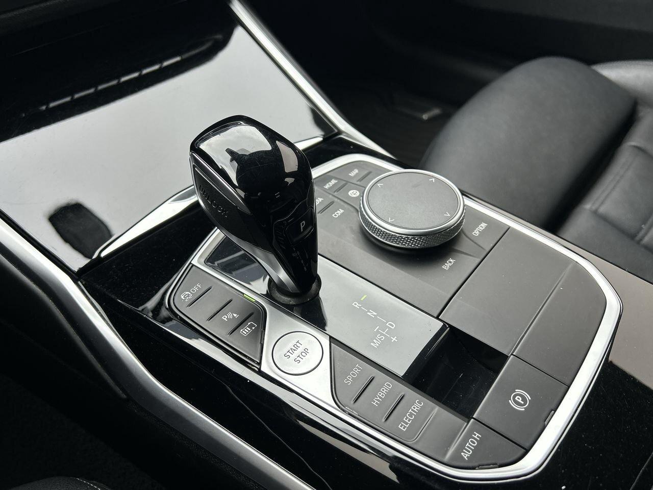 2022 BMW 3 Series xDrive Sedan   Premium Essential Pkg Photo