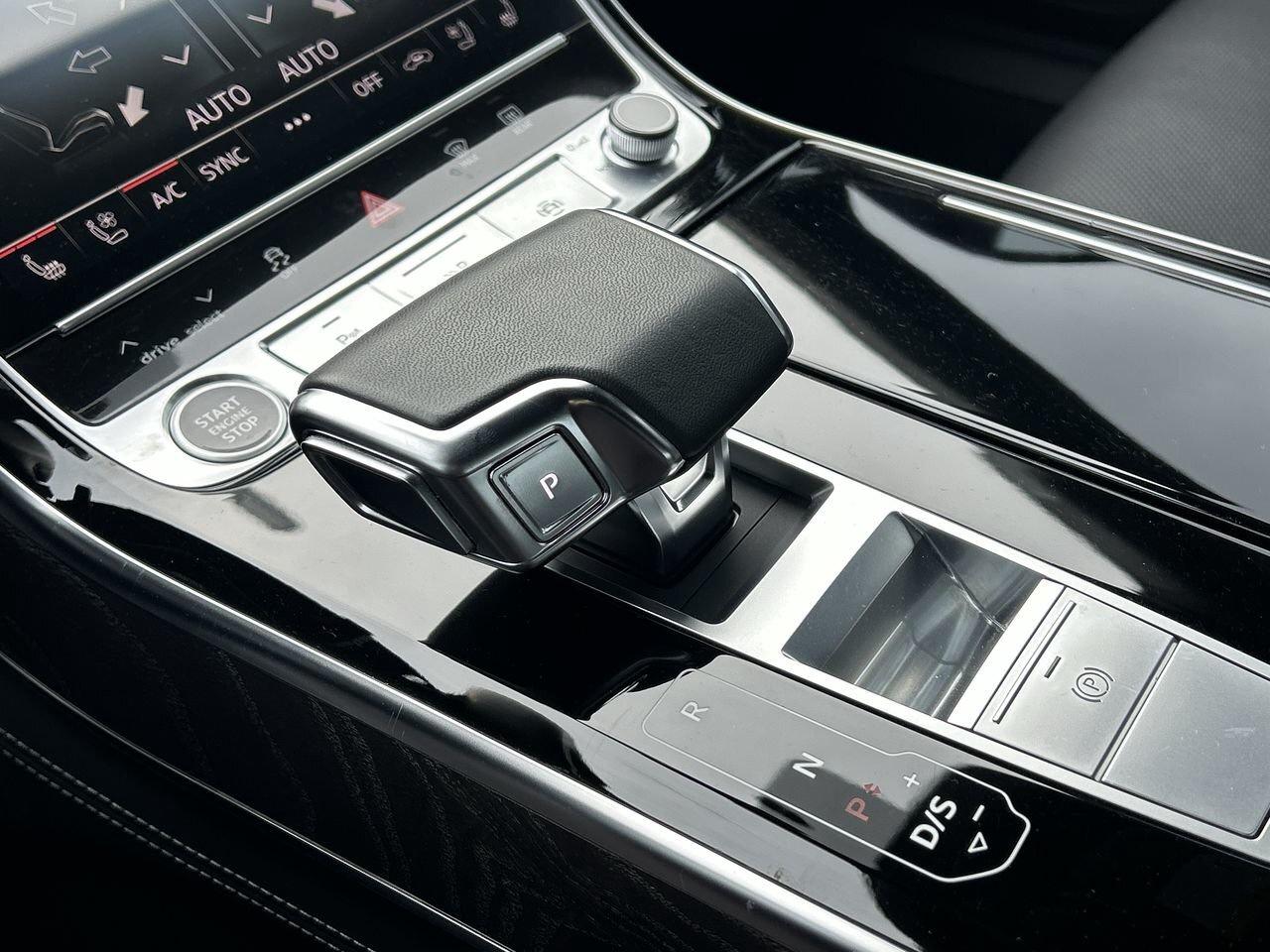 2023 Audi A8 55 LWB 3.0T   5.49% up to 48m Photo