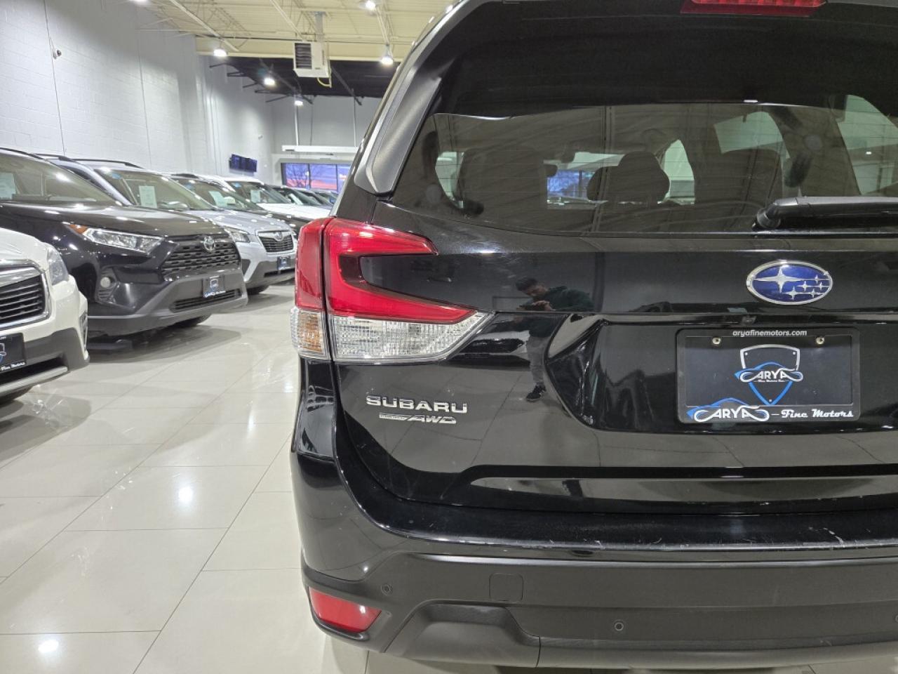 2019 Subaru Forester Limited CVT 2 Tone Leather Navigation Eyesight Bac Photo