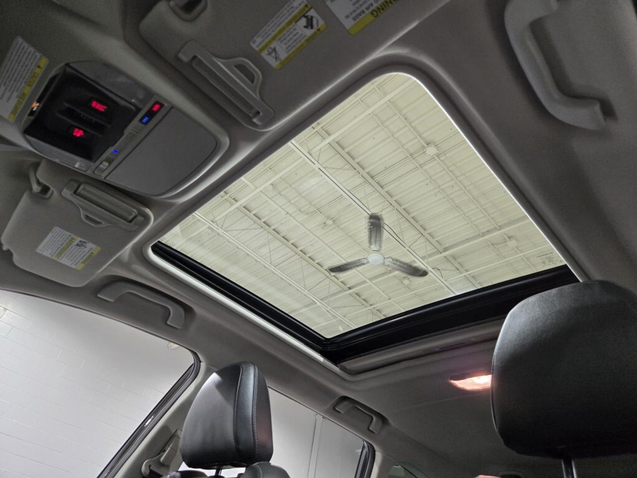 2019 Subaru Forester Limited CVT 2 Tone Leather Navigation Eyesight Bac Photo