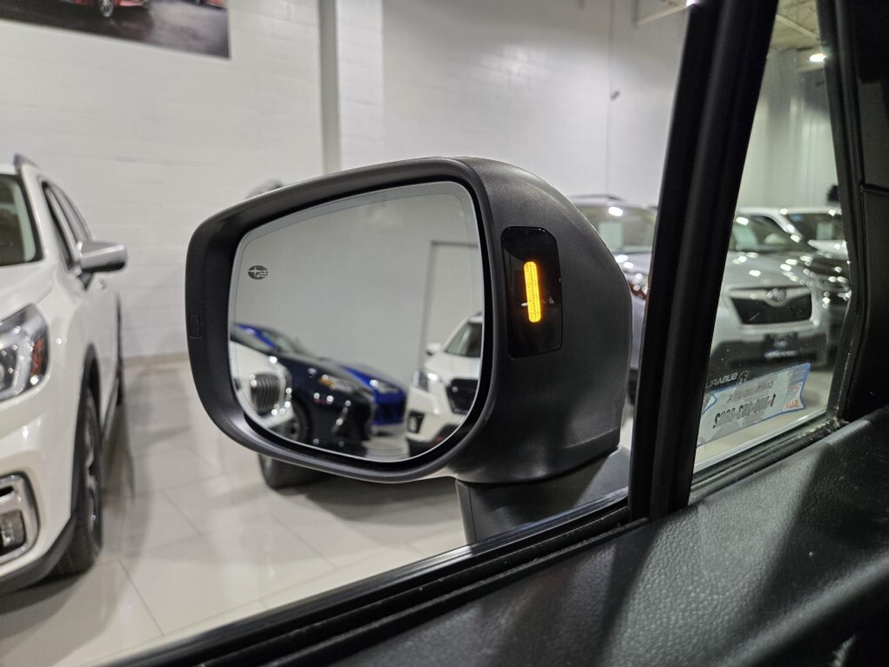 2019 Subaru Forester Limited CVT 2 Tone Leather Navigation Eyesight Bac Photo