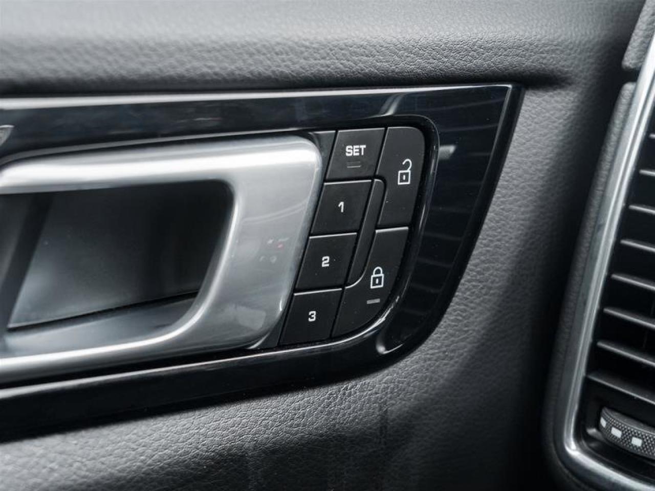 2022 Porsche Cayenne Coupe AWD Performance Pkg Premium Pkg Plus SportDe Photo