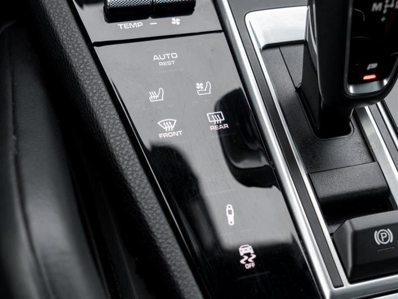 2022 Porsche Cayenne Coupe AWD Performance Pkg Premium Pkg Plus SportDe Photo