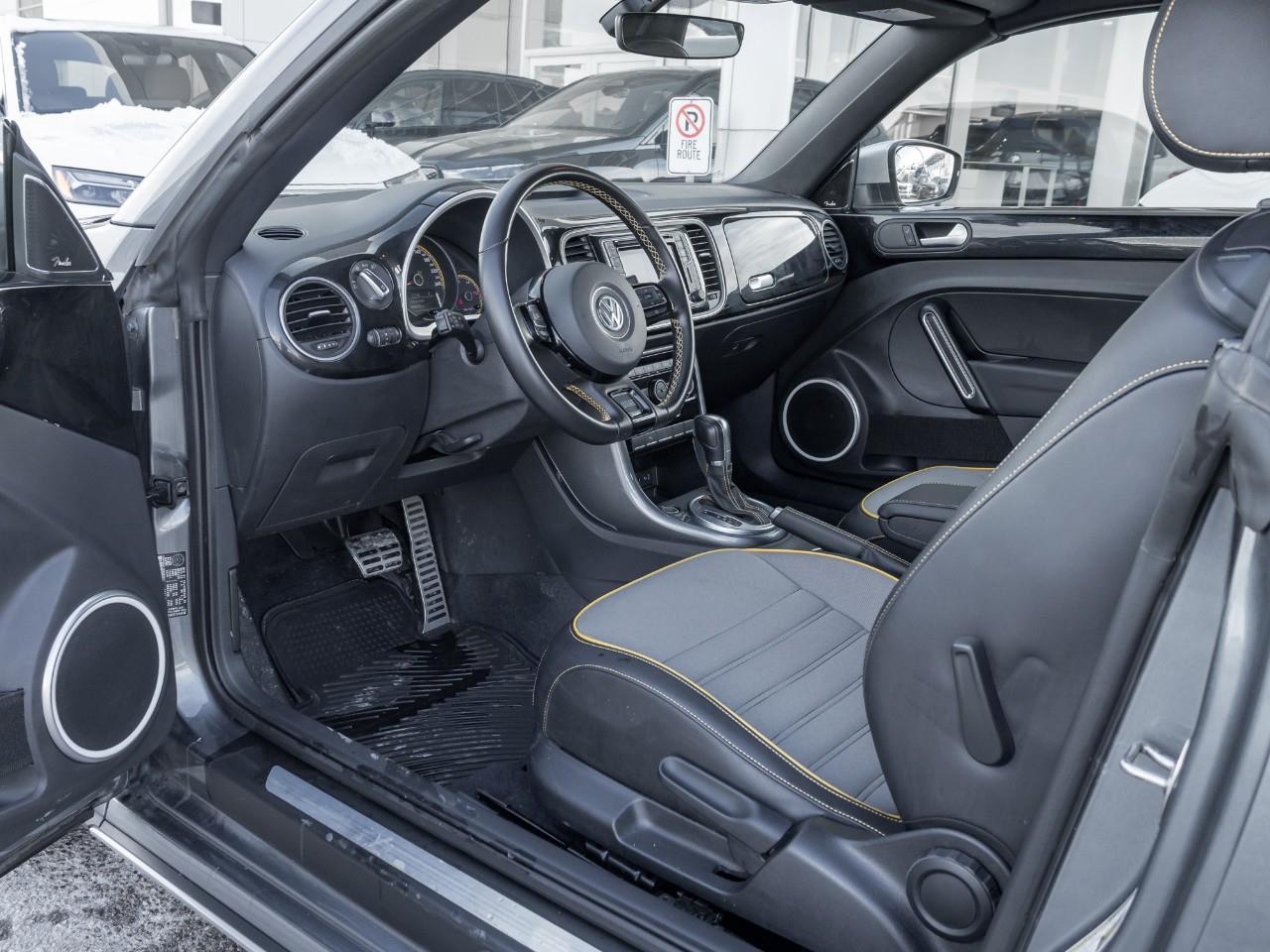 2019 Volkswagen Beetle 2.0 TSI Dune 2dr Convertible Photo