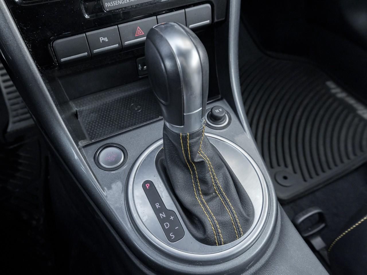 2019 Volkswagen Beetle 2.0 TSI Dune 2dr Convertible Photo