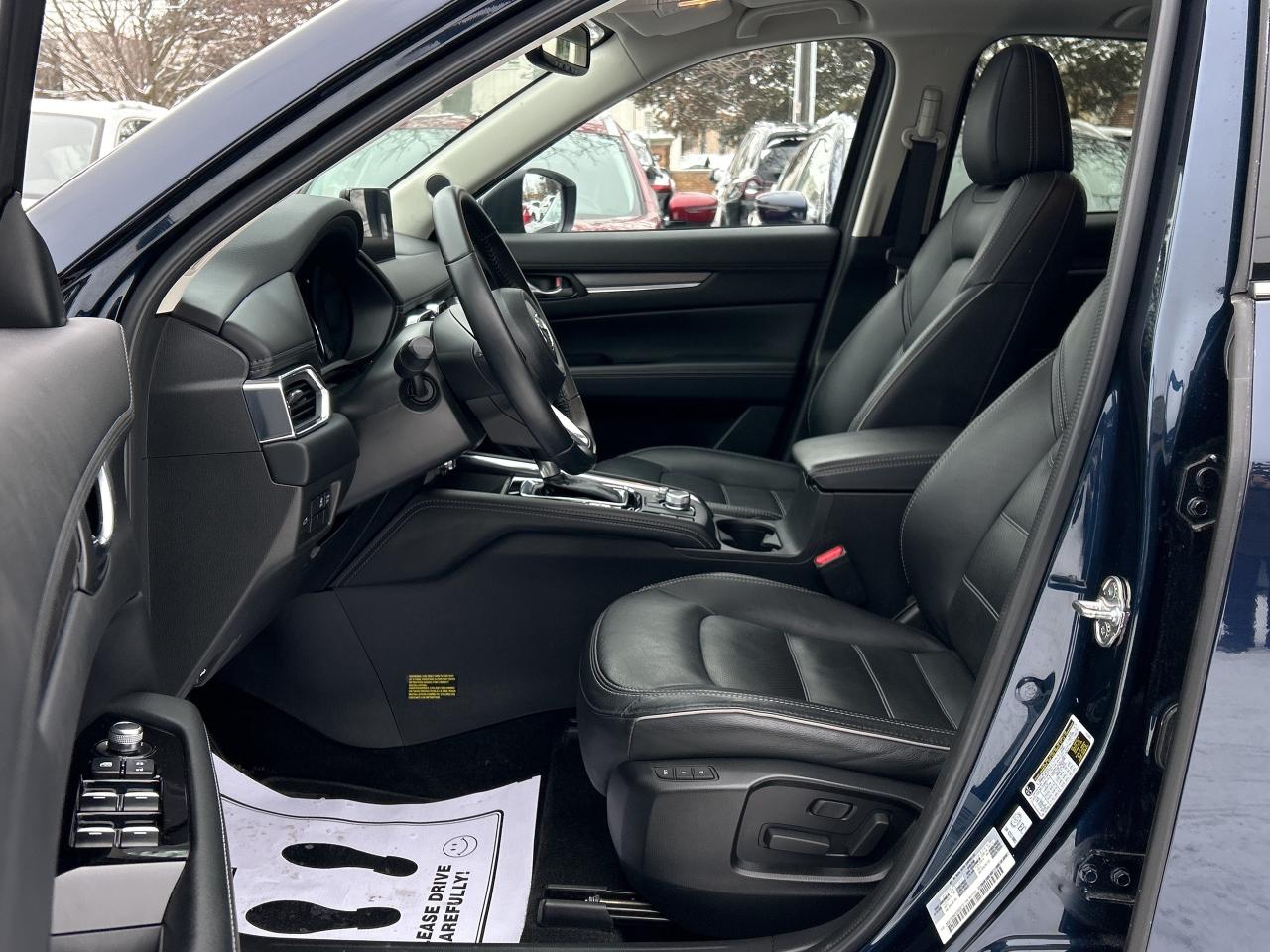 2025 Mazda CX-5 GT AWD,SUNROOF,HEADS UP, VENTED SEATS, CARPLAY,NAV Photo4