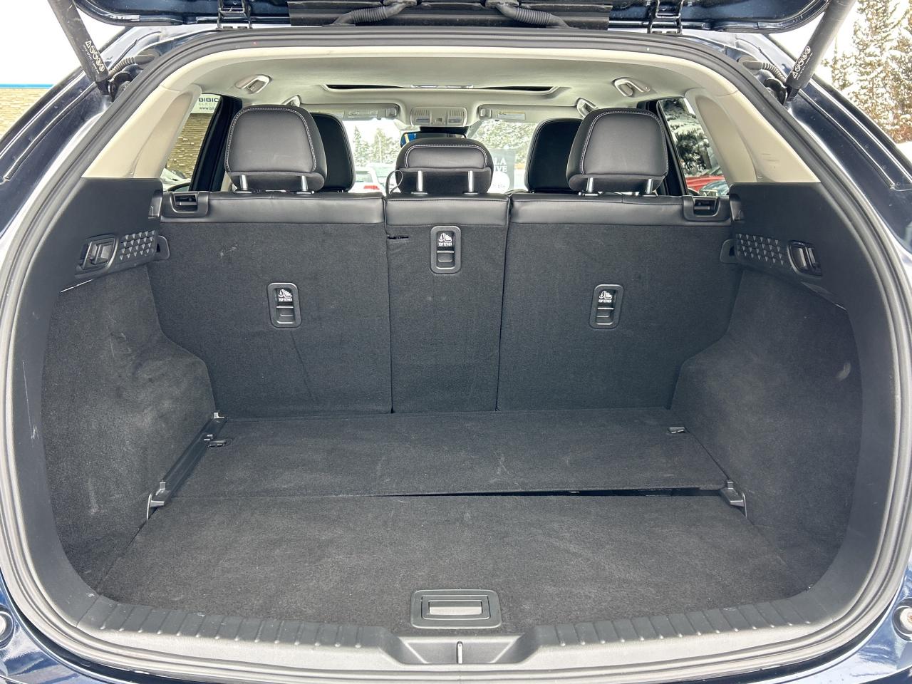 2025 Mazda CX-5 GT AWD,SUNROOF,HEADS UP, VENTED SEATS, CARPLAY,NAV Photo