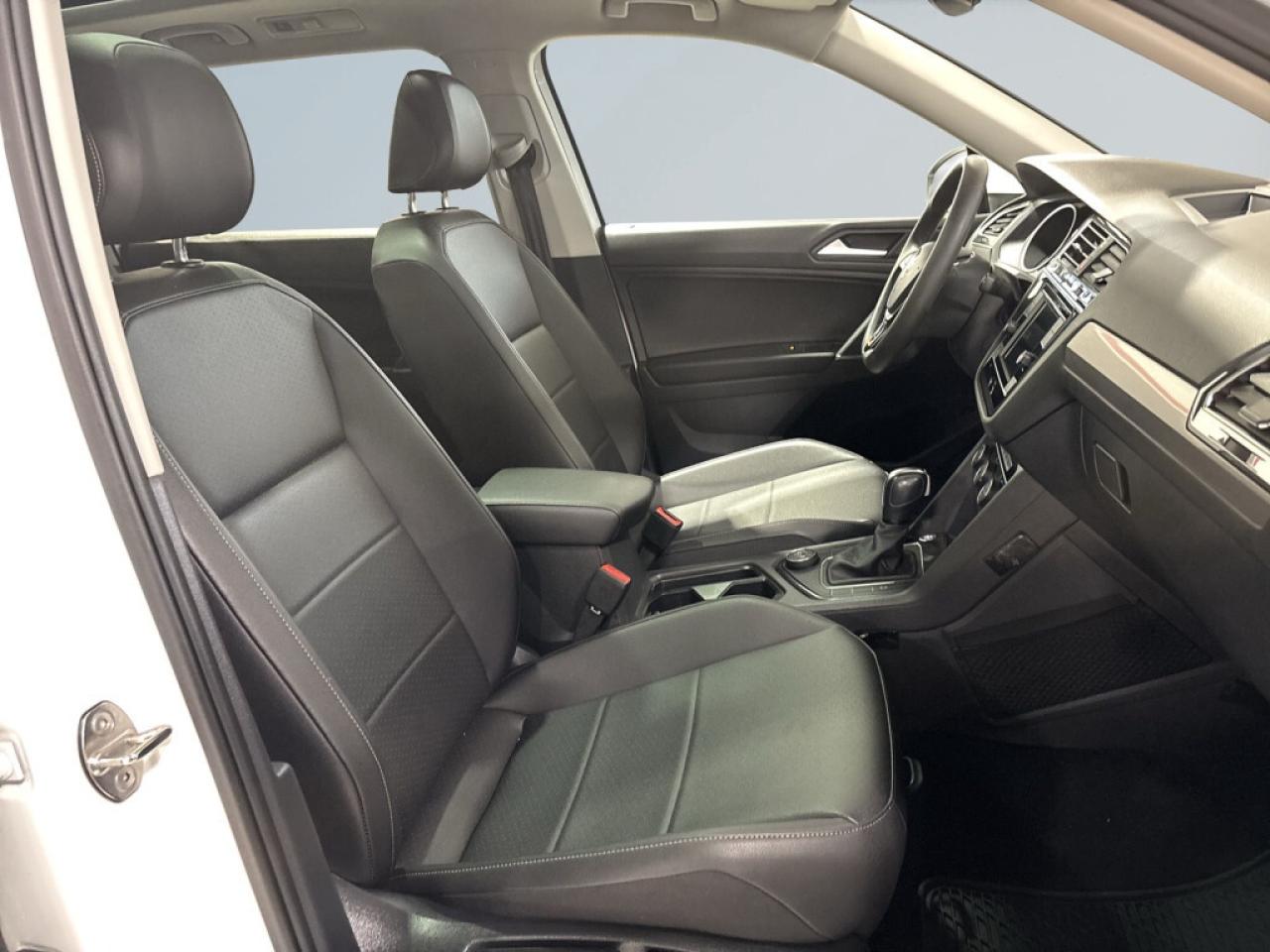 2020 Volkswagen Tiguan 4MOTION/Complete Service Records/ verified low KM! Photo