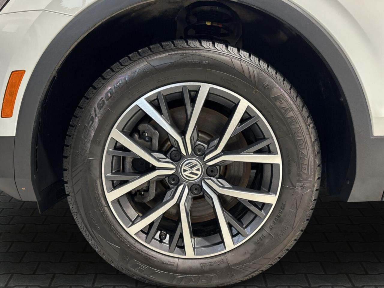 2020 Volkswagen Tiguan 4MOTION/Complete Service Records/ verified low KM! Photo