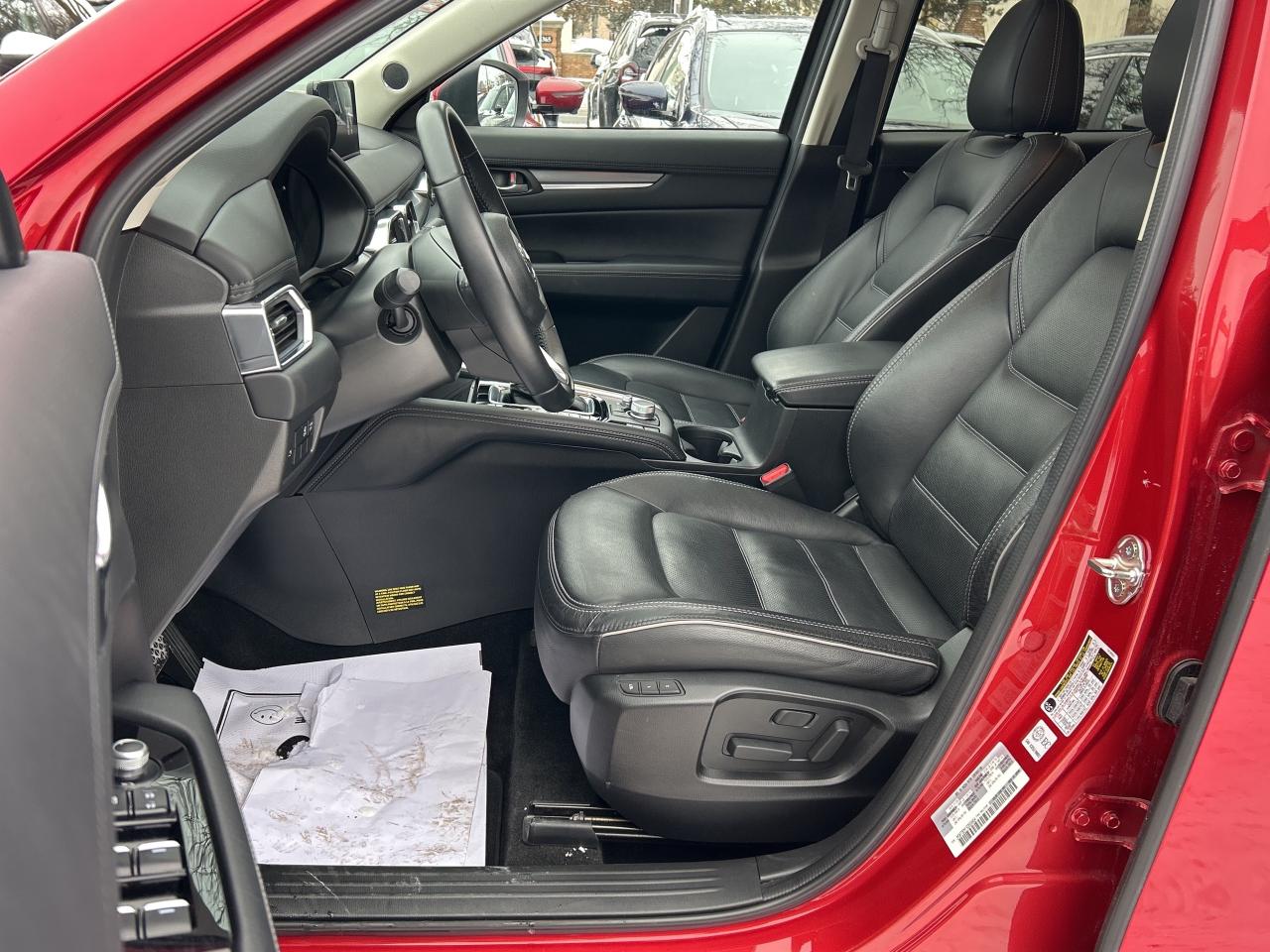 2025 Mazda CX-5 GT AWD,SUNROOF,HEADS UP, VENTED SEATS, CARPLAY Photo4