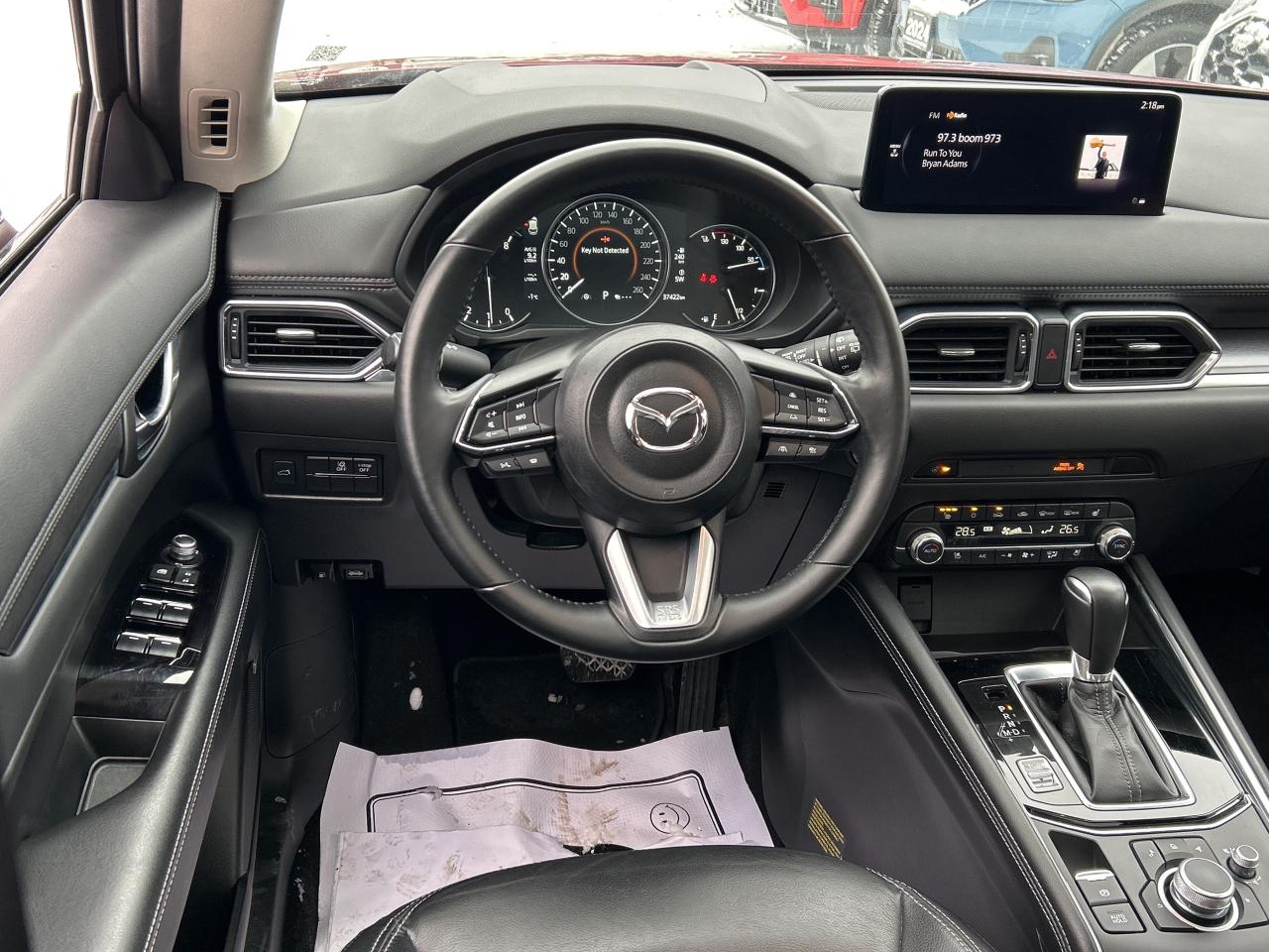 2025 Mazda CX-5 GT AWD,SUNROOF,HEADS UP, VENTED SEATS, CARPLAY Photo