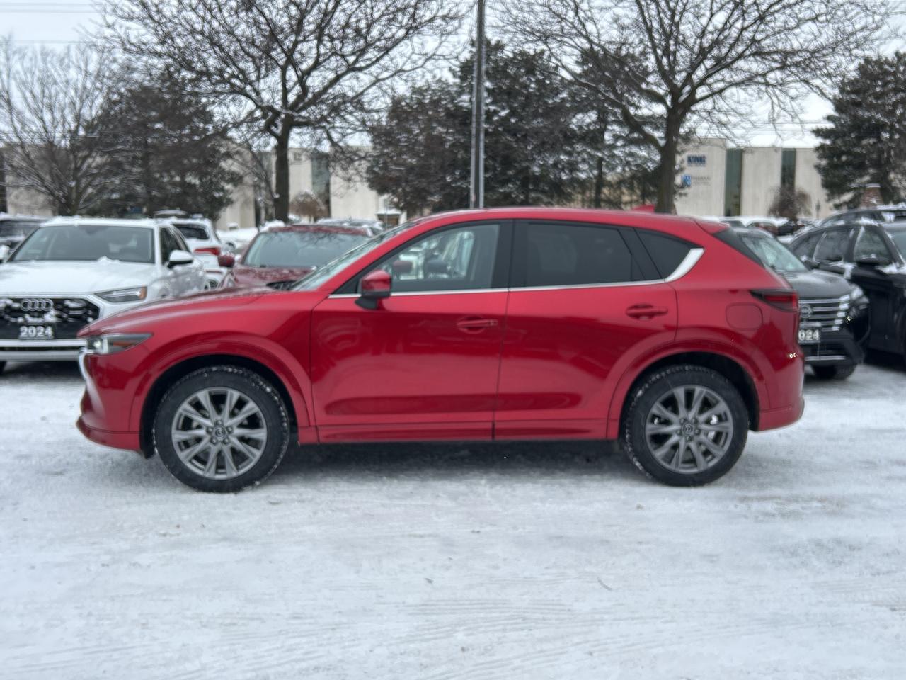 2025 Mazda CX-5 GT AWD,SUNROOF,HEADS UP, VENTED SEATS, CARPLAY Photo