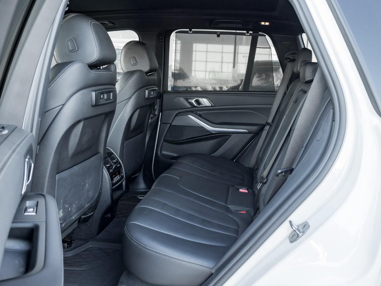 2022 BMW X5 xDrive40i 4dr All-Wheel Drive Sports Activity Vehicle Photo