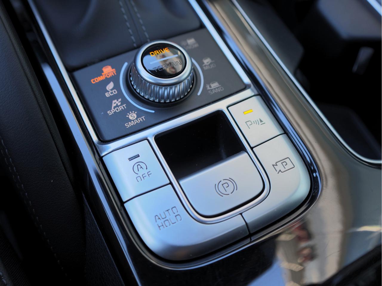 2023 Kia Telluride X-Line   HUD   Blindview Monitor   Premium Sound Photo