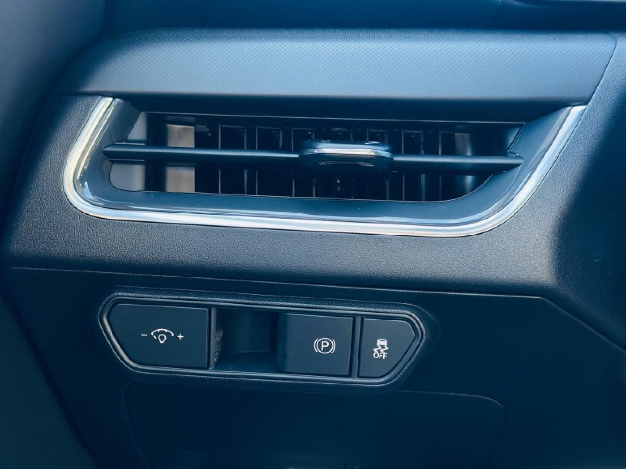 2025 Kia K4 EX Photo