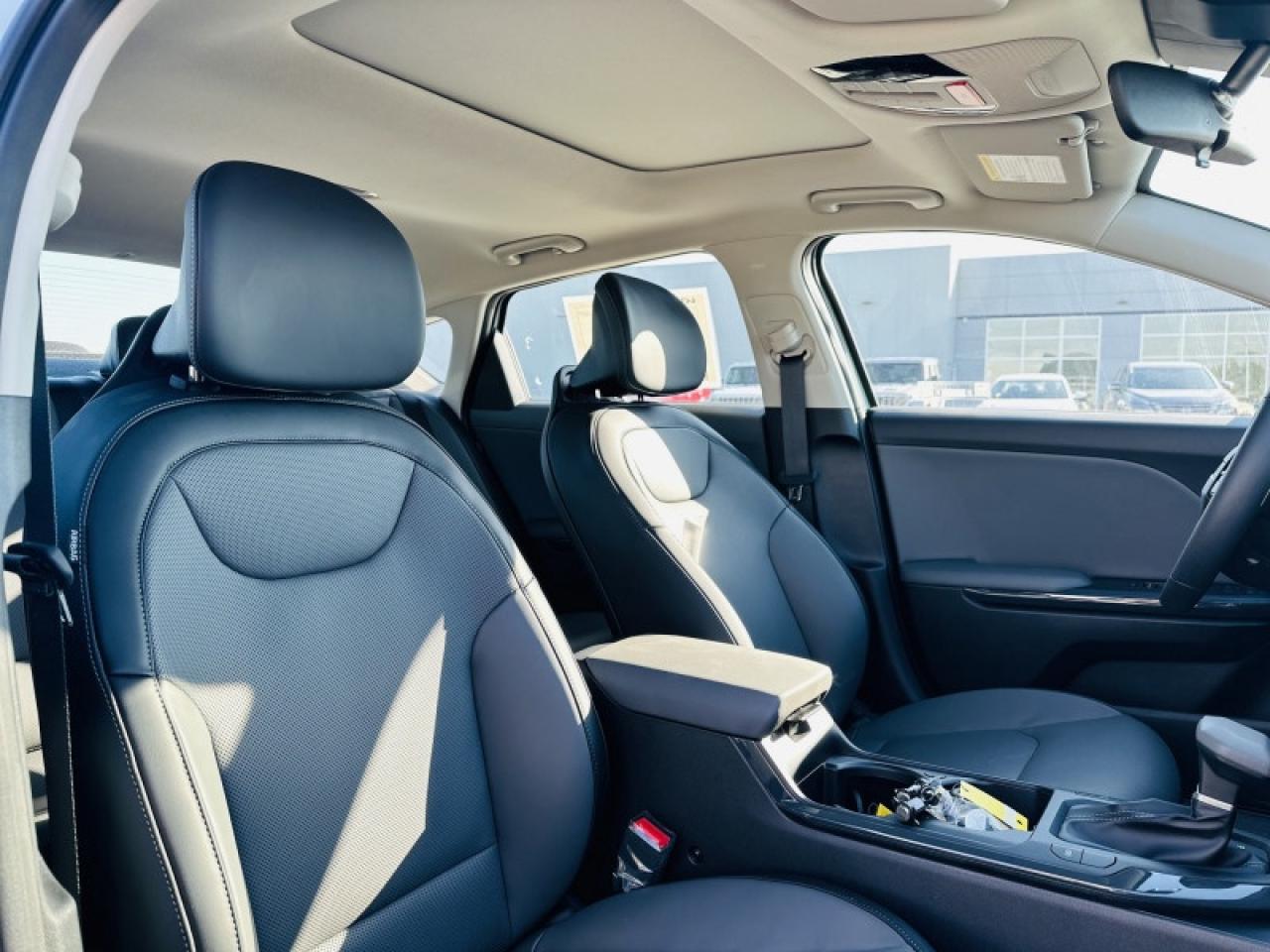 2025 Kia K4 EX Photo