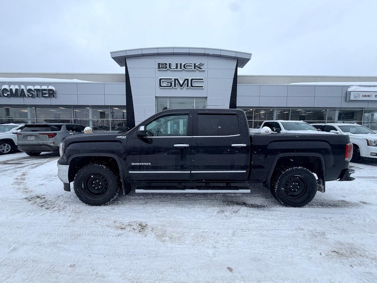 2018 GMC Sierra 1500 4WD CREW CAB SHORT BOX SLT Photo