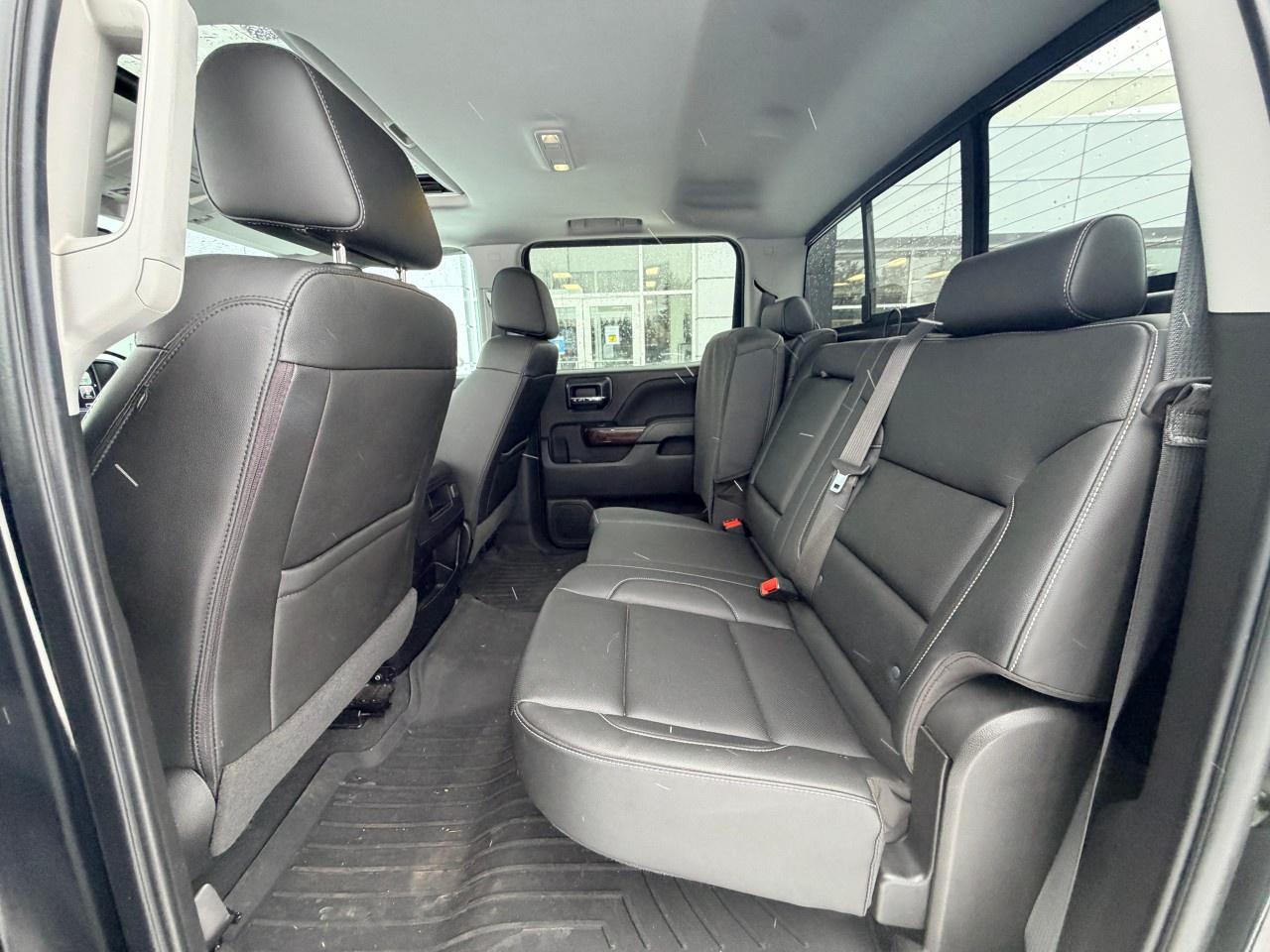 2018 GMC Sierra 1500 4WD CREW CAB SHORT BOX SLT Photo