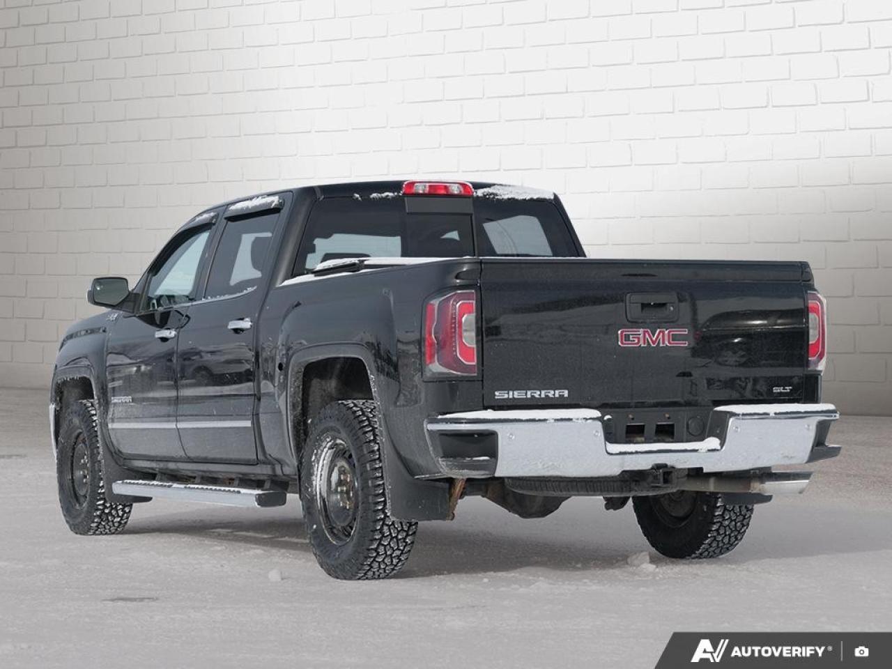 2018 GMC Sierra 1500 4WD CREW CAB SHORT BOX SLT Photo