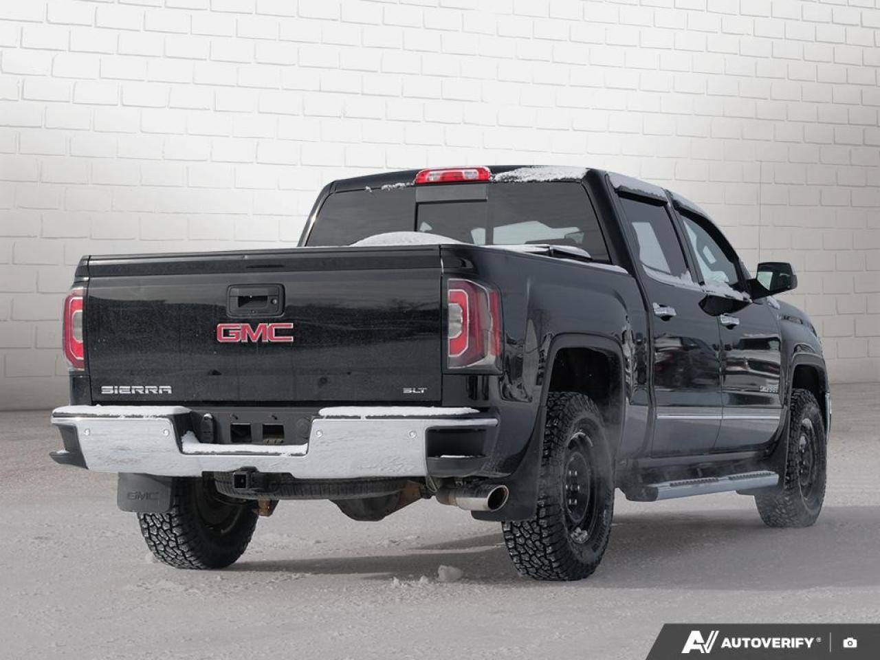 2018 GMC Sierra 1500 4WD CREW CAB SHORT BOX SLT Photo