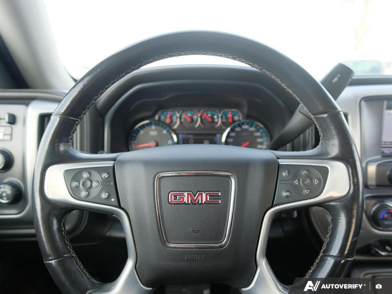 2018 GMC Sierra 1500 4WD CREW CAB SHORT BOX SLT Photo