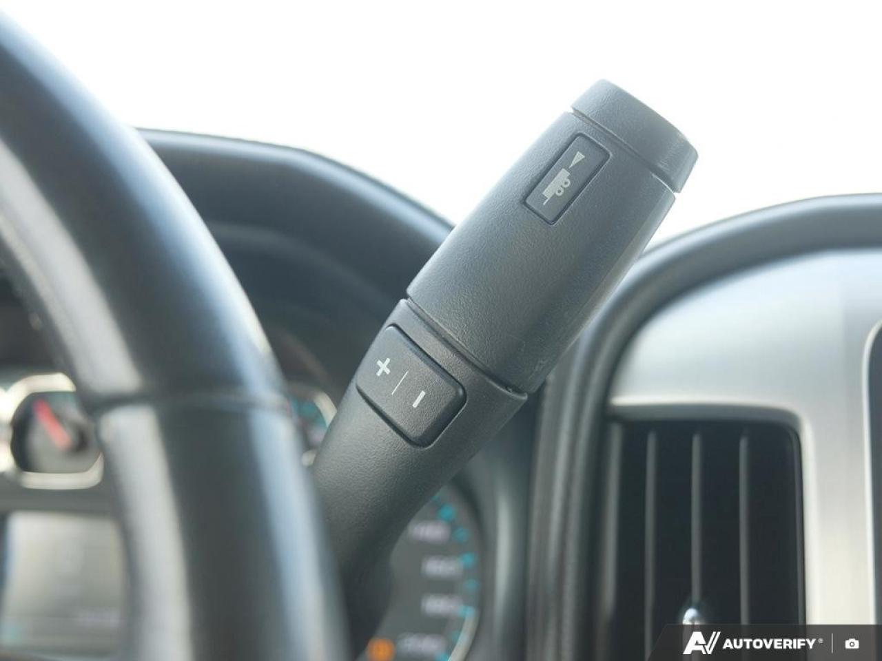 2018 GMC Sierra 1500 4WD CREW CAB SHORT BOX SLT Photo