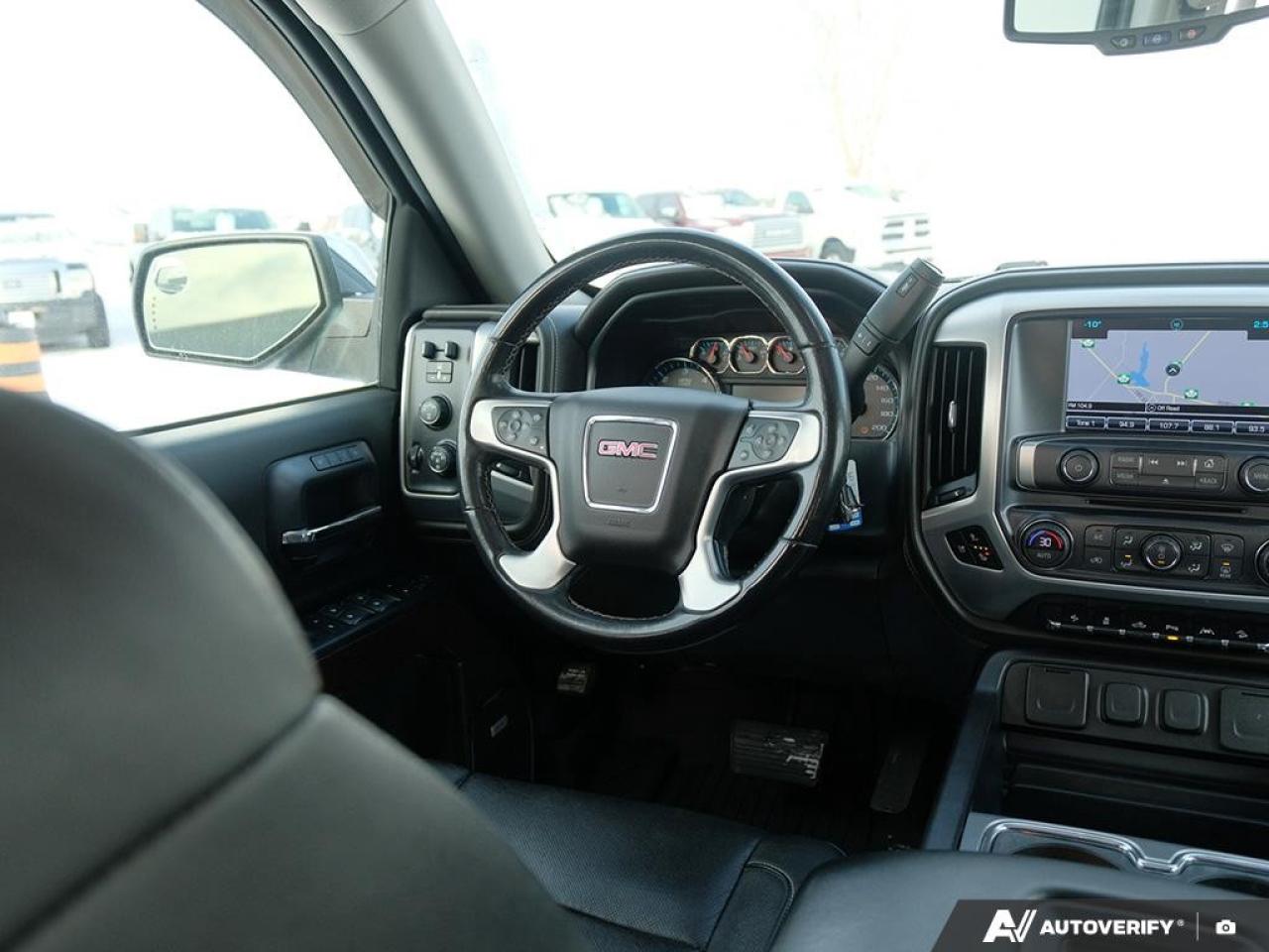 2018 GMC Sierra 1500 4WD CREW CAB SHORT BOX SLT Photo