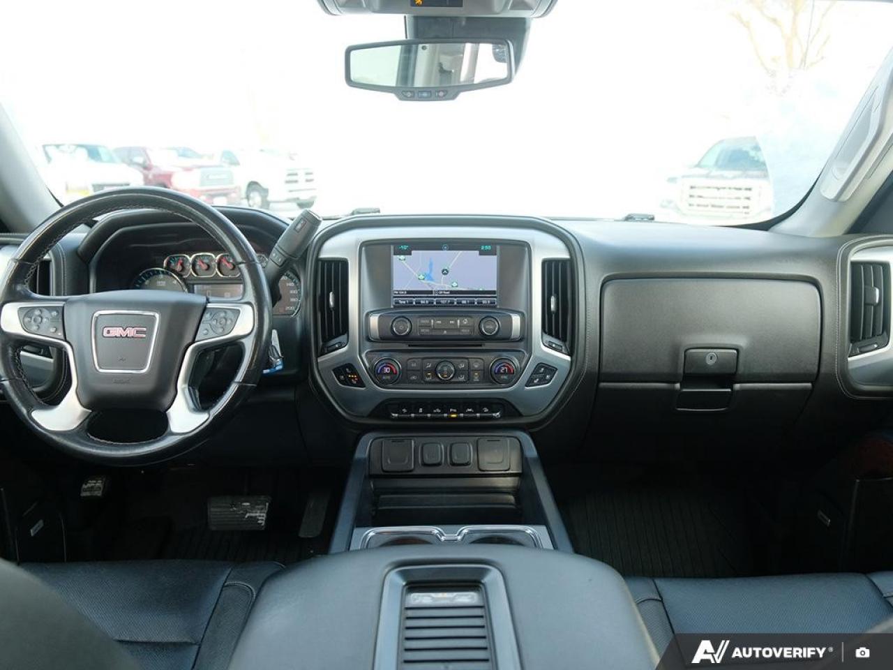 2018 GMC Sierra 1500 4WD CREW CAB SHORT BOX SLT Photo